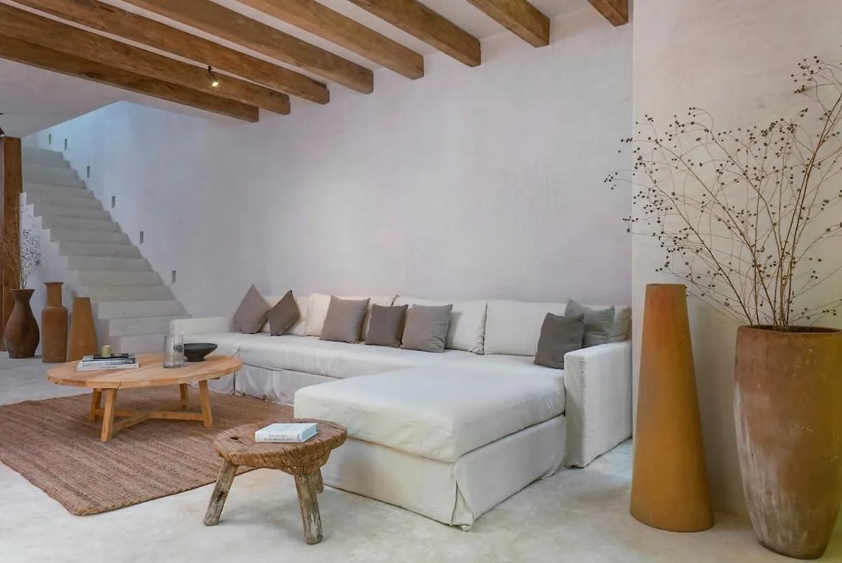 Holiday home Woody, Boho Home 3Br, Gated Community, Rooftop Tulum