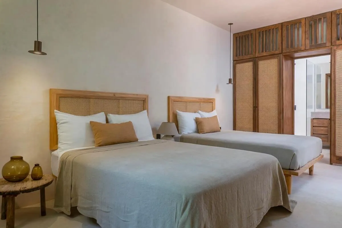 Holiday home Woody, Boho Home 3Br, Gated Community, Rooftop Tulum